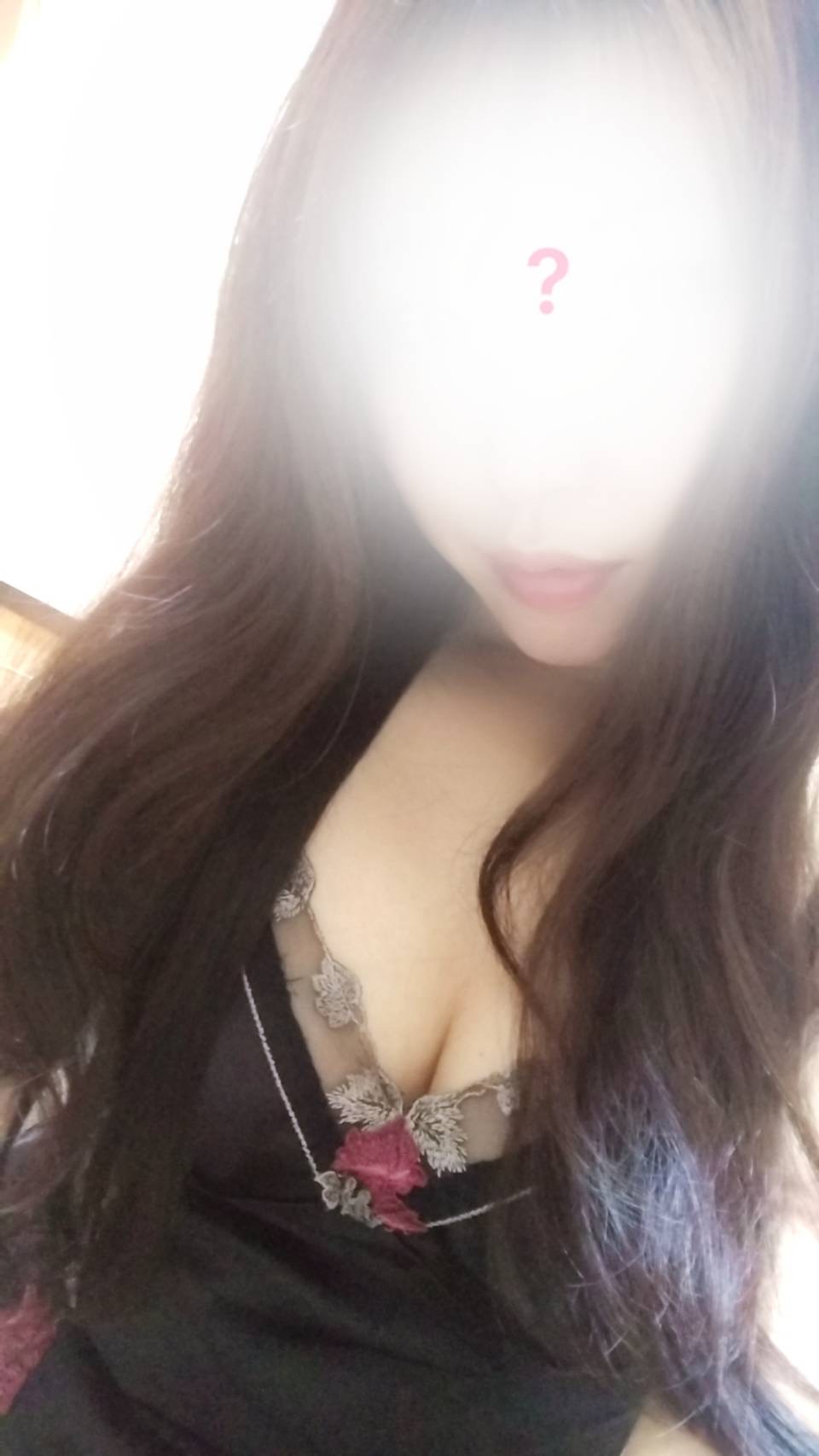 池田 (30) T160 B89 W58 H87