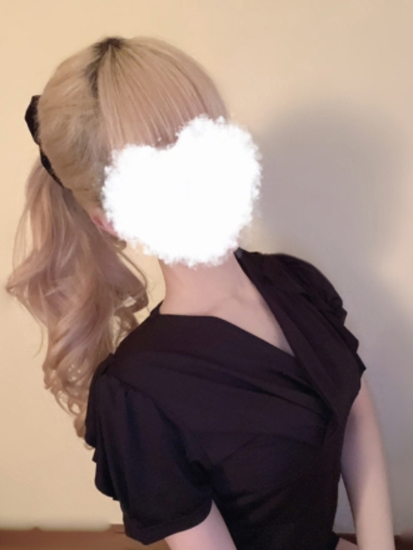 RESEXY~リゼクシー~|小泉 りおな