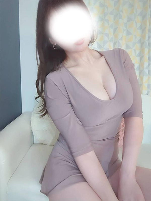 Nia&Gina 伊勢佐木長者町ルーム|みどり