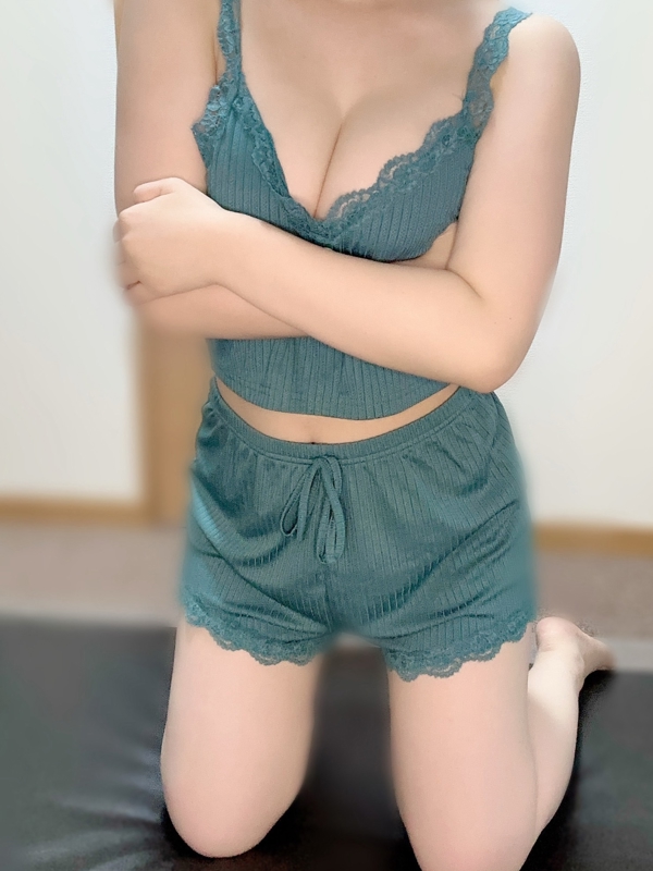 CRYSTAL SPA～クリスタルスパ|かえで