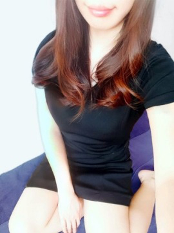 Tight&Flare～タイト&フレア|芽依