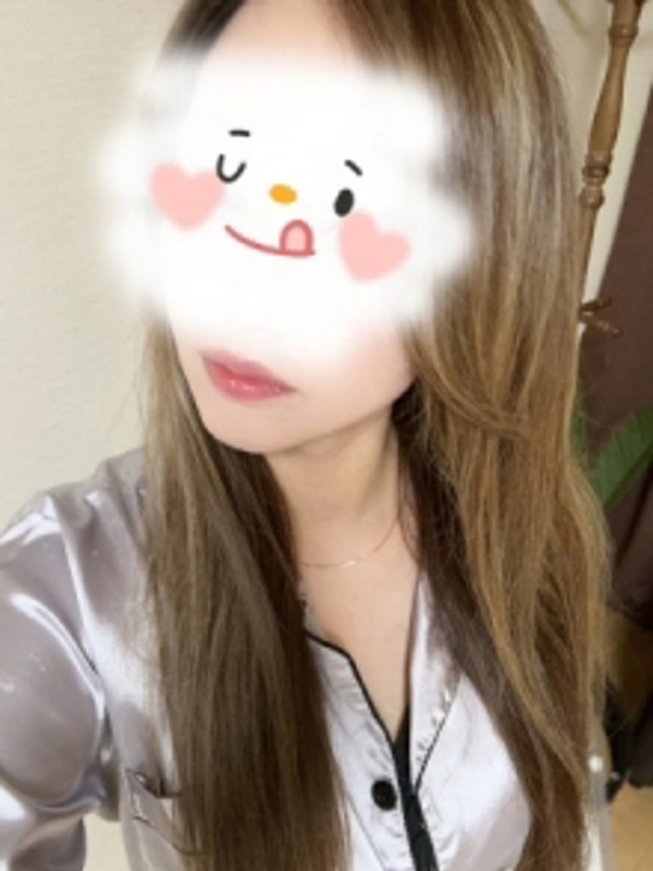 ミセス暁 伏見店|竹内 つばき