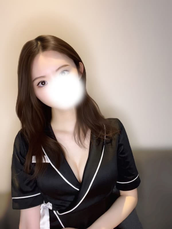 LUXENTIQUEラグザンティーク|藤堂なな