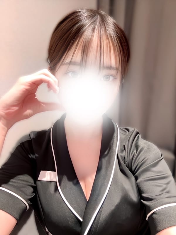 LUXENTIQUEラグザンティーク|関野ひなた