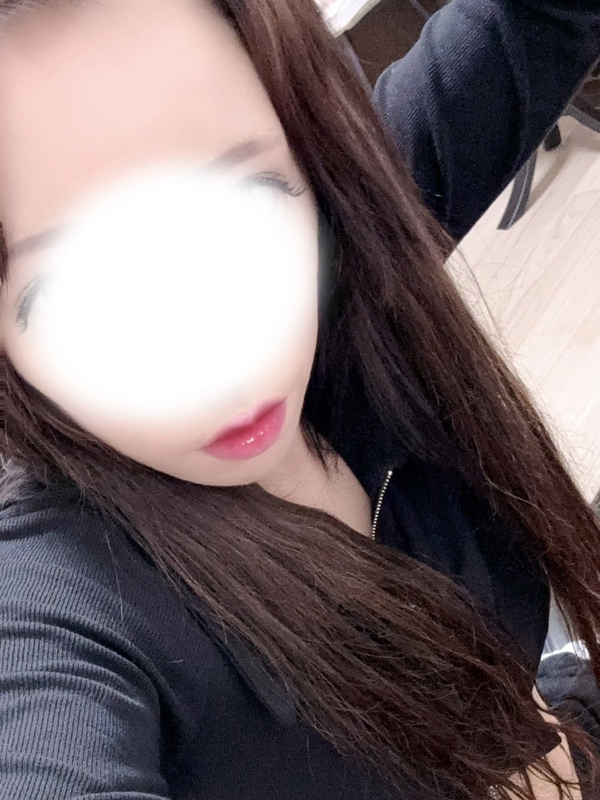 Amoureux（アムアージュ）|愛咲 まいか