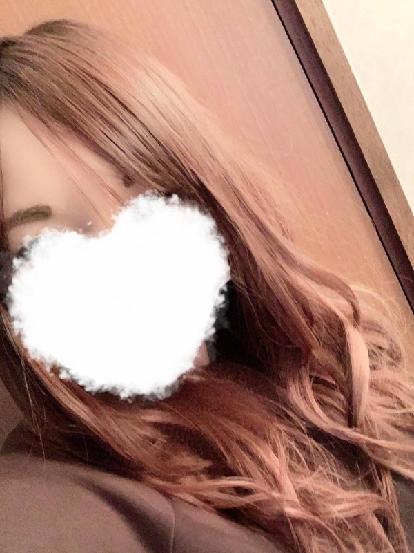 Amoureux（アムアージュ）|愛咲 まいか