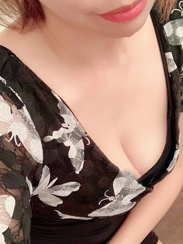 Papillon-パピヨン-＆MADAMEPapillon-マダムパピヨン-|せな