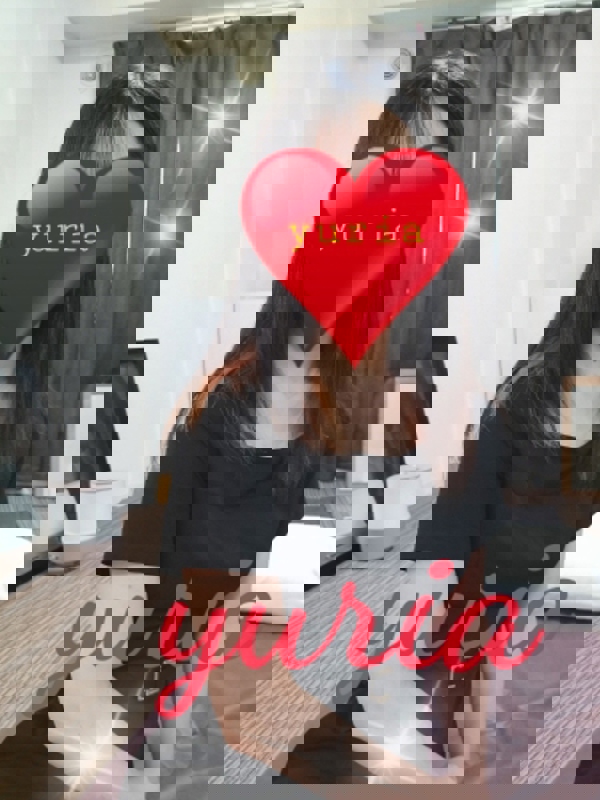 LUXURYSALON VISAGE〜ラグジュアリーサロンヴィサージュ|ゆりあ20代前半