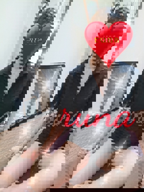 LUXURYSALON VISAGE〜ラグジュアリーサロンヴィサージュ|るな20代前半