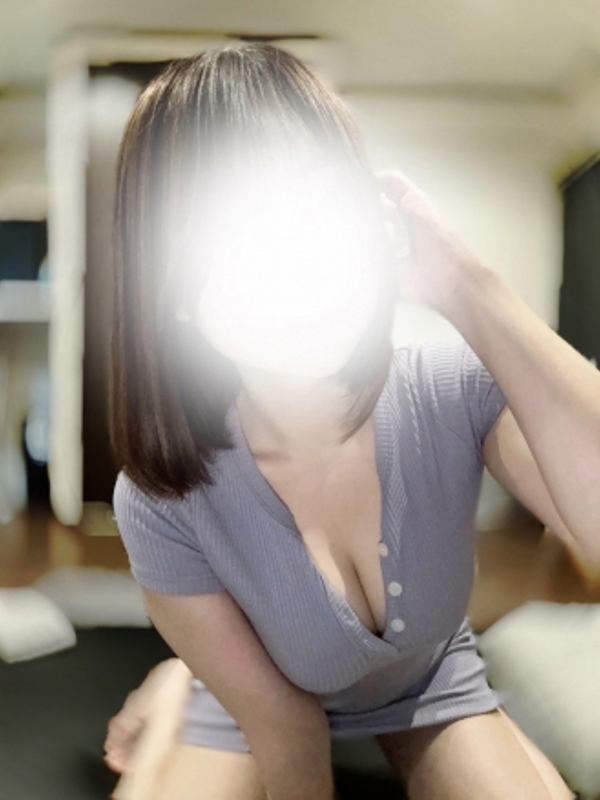 ラグジ名古屋-久屋ルーム|AKO