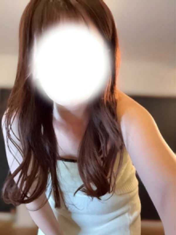 ミセス暁 栄店|花澤 こゆき