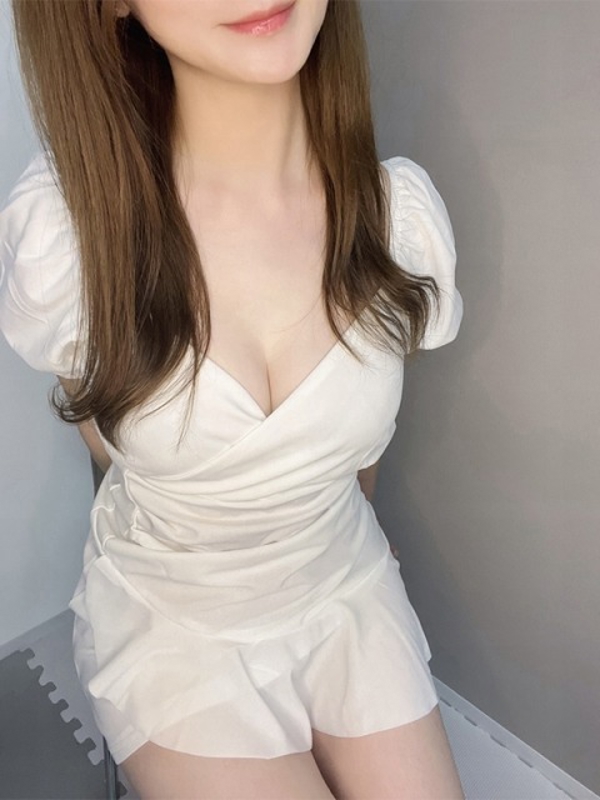 Tight&Flare～タイト&フレア|莉奈