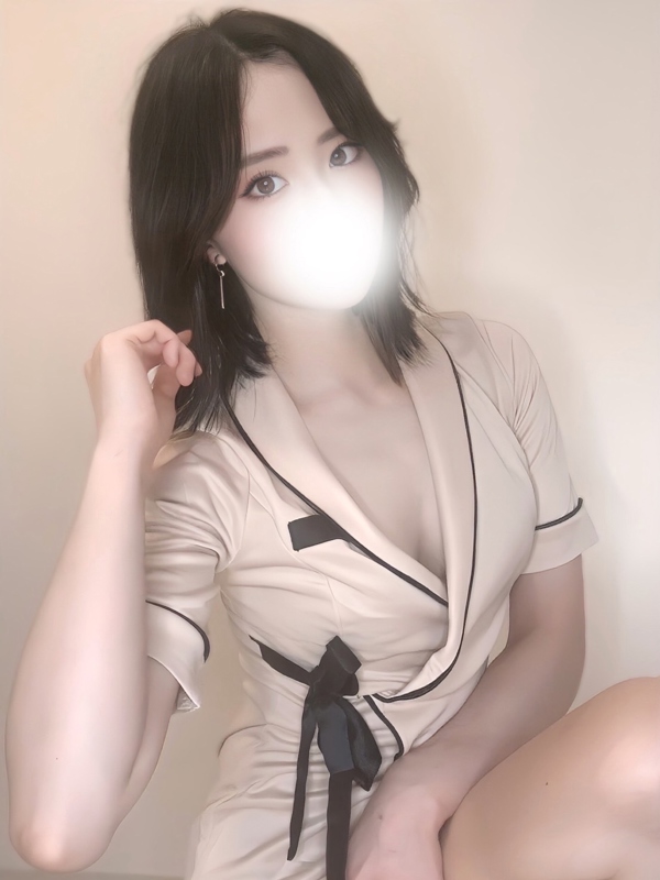 LUXENTIQUE～ラグザンティーク|二階堂ゆめ