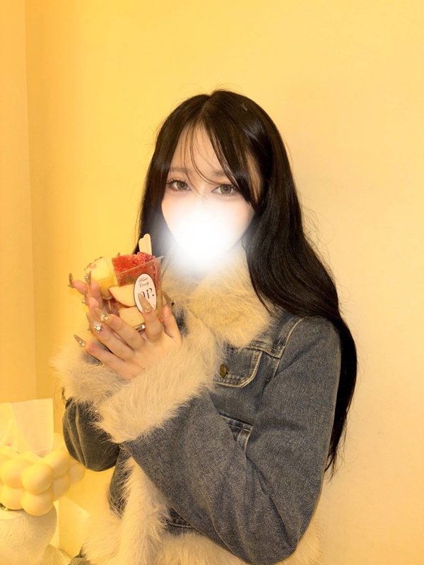 Amoureux（アムアージュ）|スタッフ　あいな