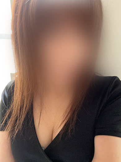 妻色兼美　千歳店|あゆみ