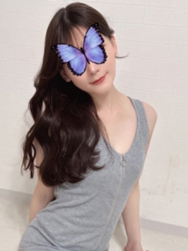 ミセス暁 伏見店|桜 りの