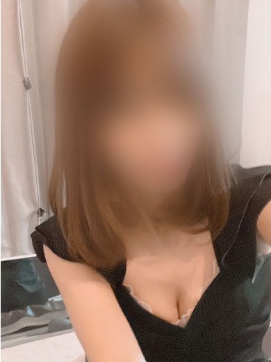 妻色兼美　千歳店|新人まり