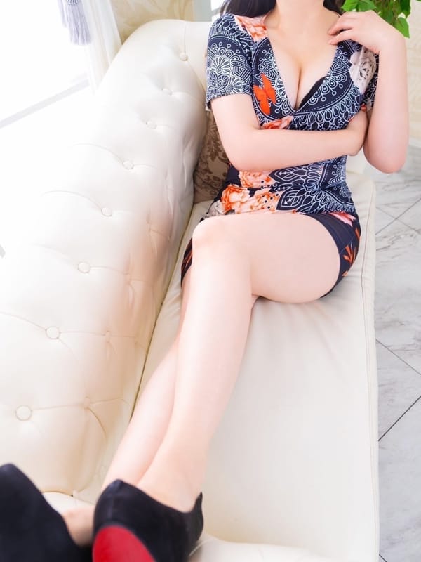 Mrs Crystal～ミセスクリスタル～|紫艶しえん