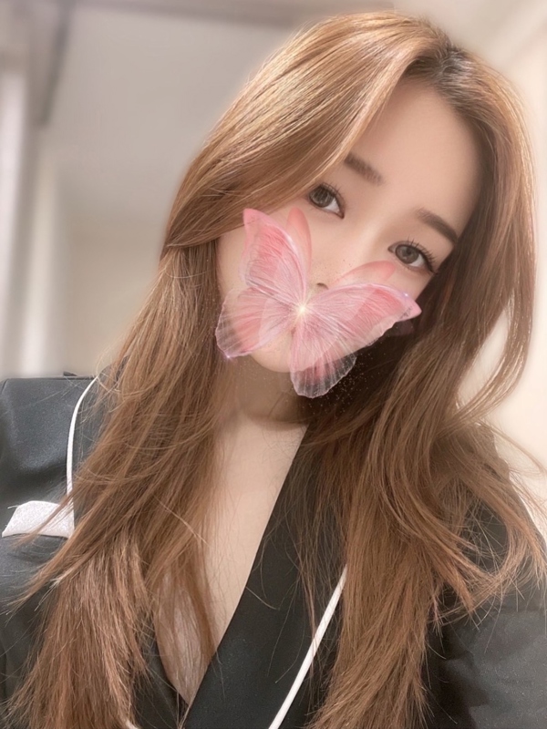 LUXENTIQUEラグザンティーク 新横浜ルーム|日向りさ