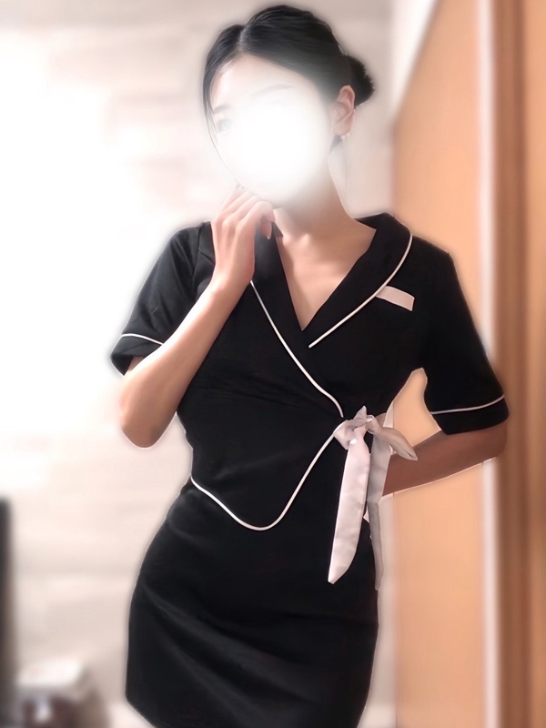 LUXENTIQUEラグザンティーク 新横浜ルーム|小宮山らん