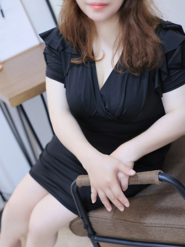 ミセスあまおうセラピ~堺筋本町ルーム|中村