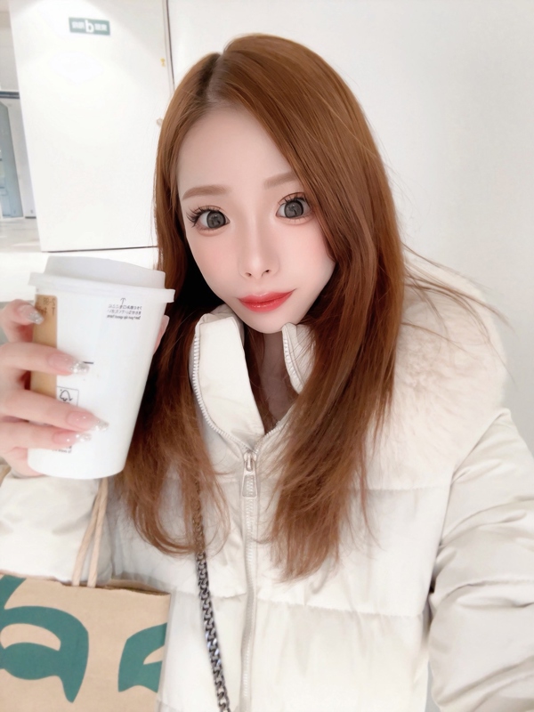 Amoureux（アムアージュ）