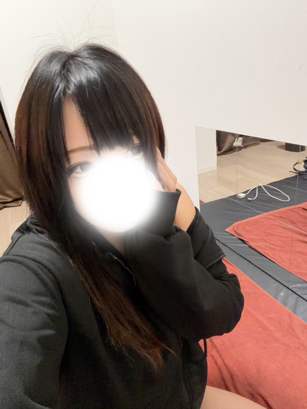 Amoureux（アムアージュ）|愛咲 まいか