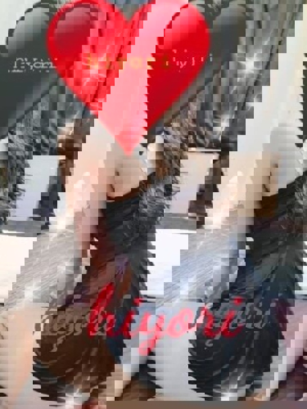 LUXURYSALON VISAGE〜ラグジュアリーサロンヴィサージュ|ひより20代前半