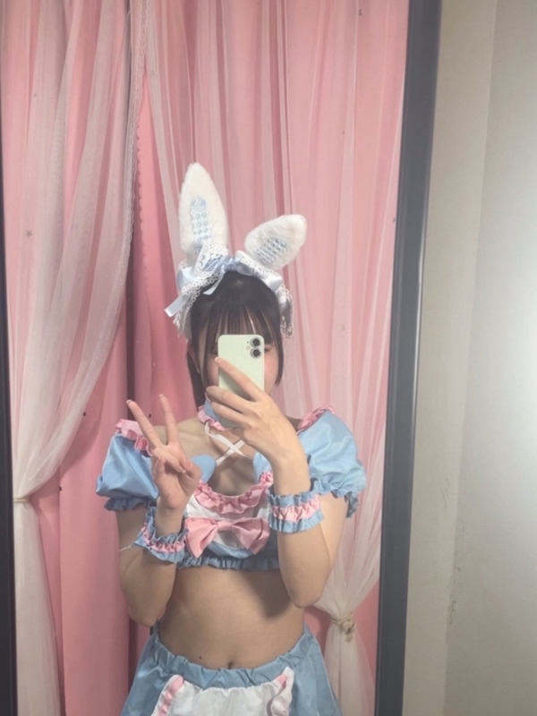 Amoureux（アムアージュ）