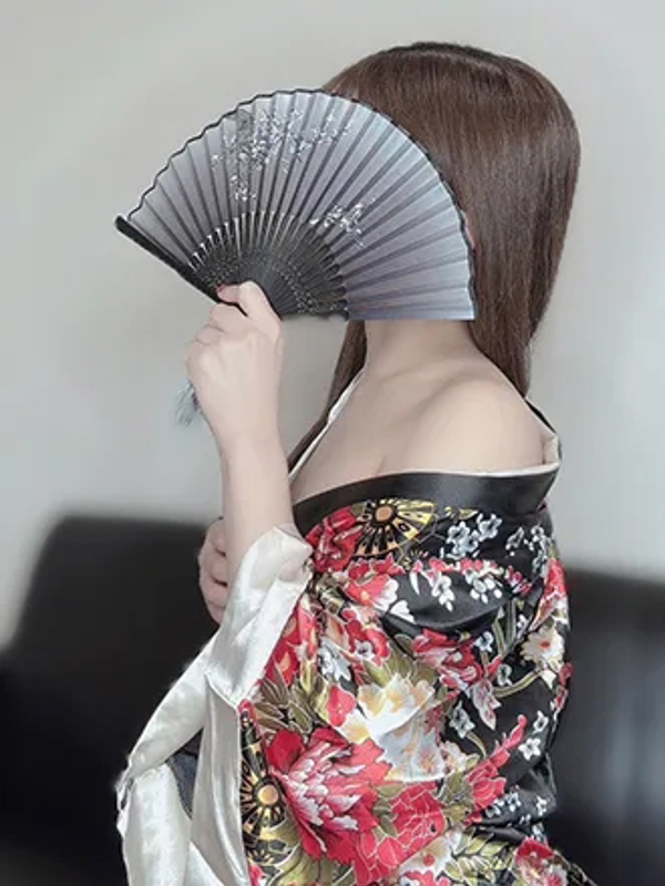 月詠 栄　ツクヨミ|いくみ