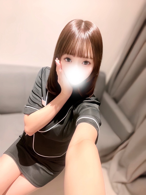 LUXENTIQUE～ラグザンティーク|丸山ほのか