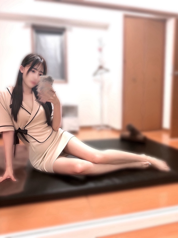 LUXENTIQUEラグザンティーク 新横浜ルーム|月乃るな