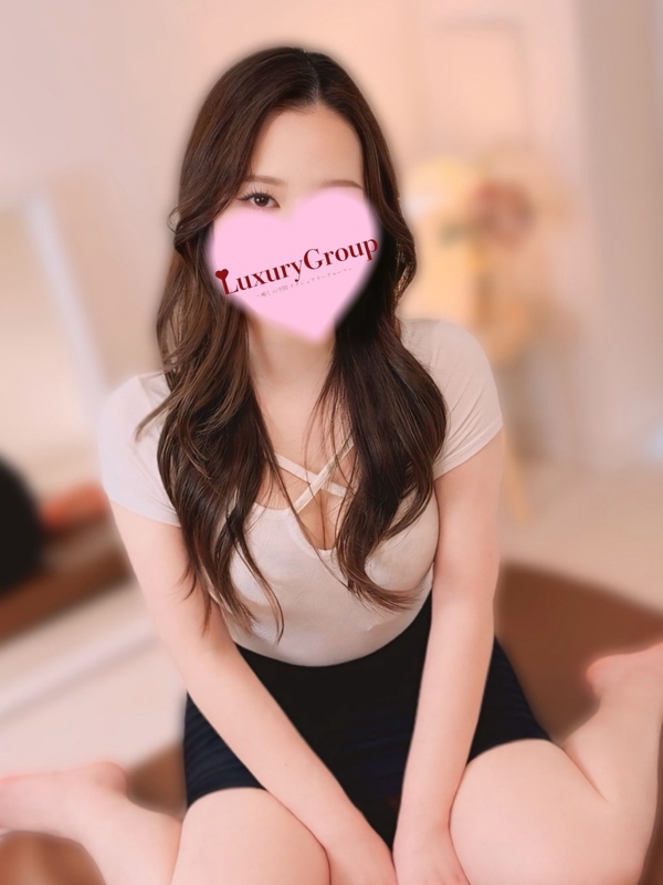 松戸ラグジュアリー|せりな