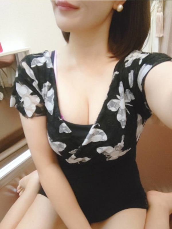 Papillon-パピヨン-＆MADAMEPapillon-マダムパピヨン-|すみれ