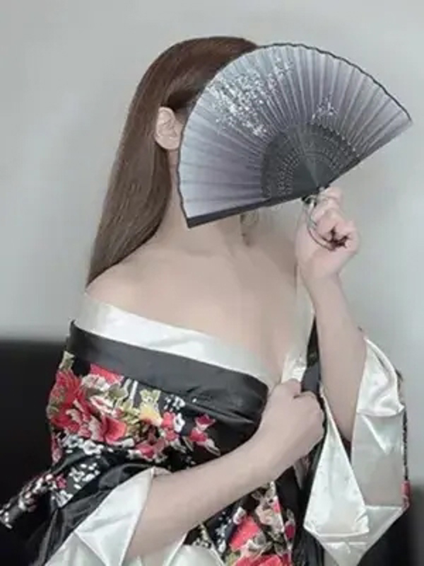 月詠 栄　ツクヨミ|いくみ