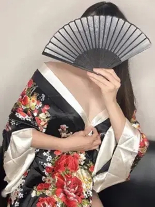 月詠 栄　ツクヨミ