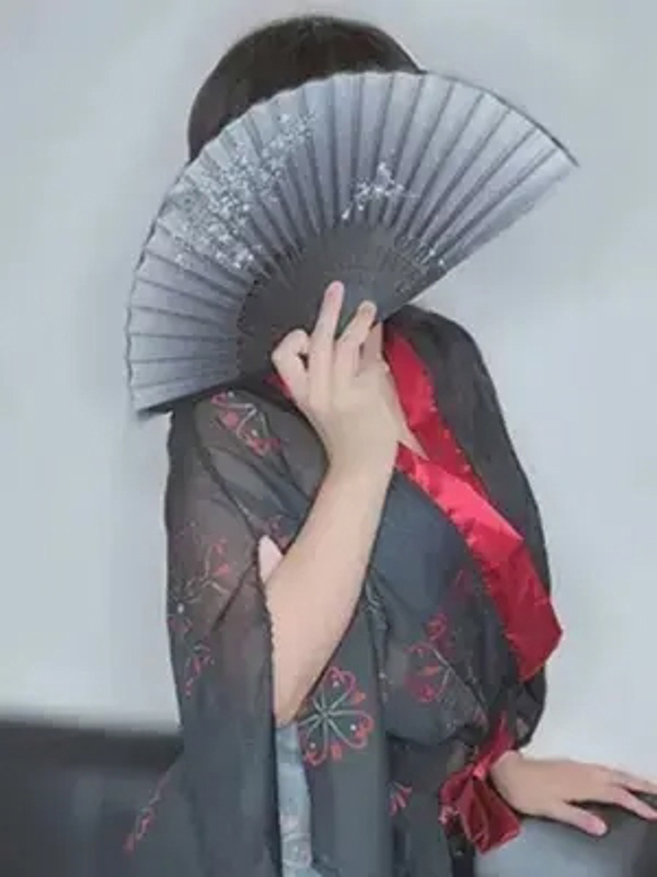 月詠 栄　ツクヨミ