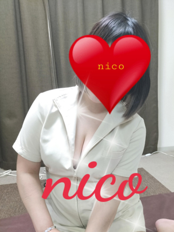 LUXURYSALON VISAGE〜ラグジュアリーサロンヴィサージュ|にこ 20代半ば