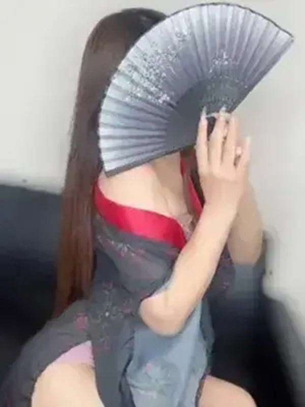 月詠 栄　ツクヨミ