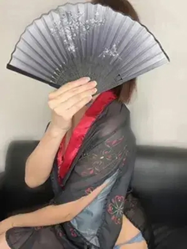 月詠 栄　ツクヨミ|えみこ