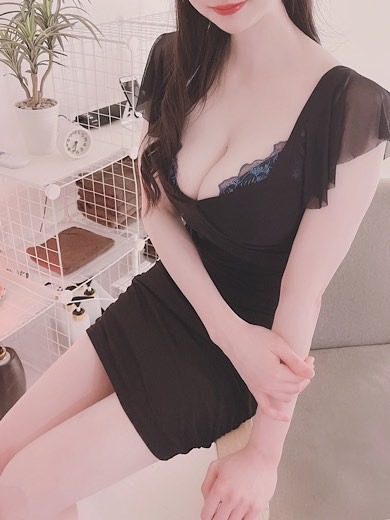 綺麗なお姉さん【すすきの中島公園ルーム】